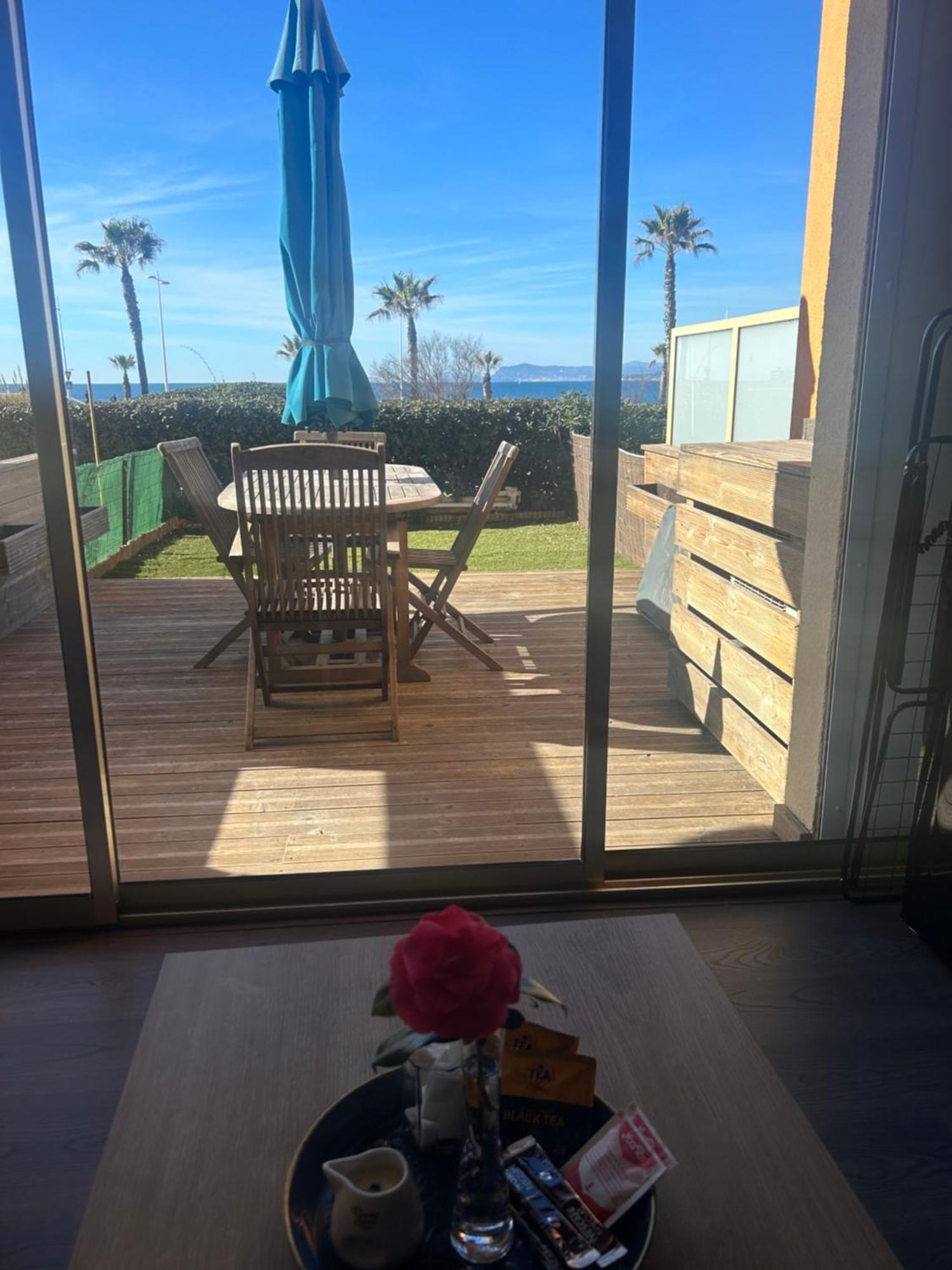 Petite Endroit Splendide. Apartment Six-Fours-les-Plages Luaran gambar