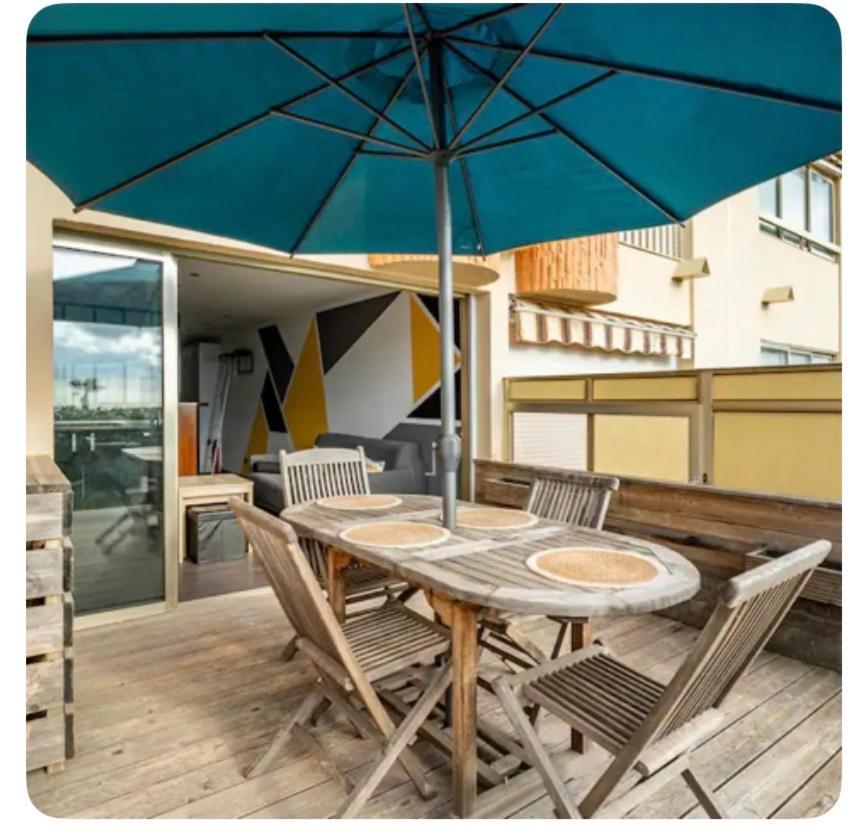 Petite Endroit Splendide. Apartment Six-Fours-les-Plages Luaran gambar